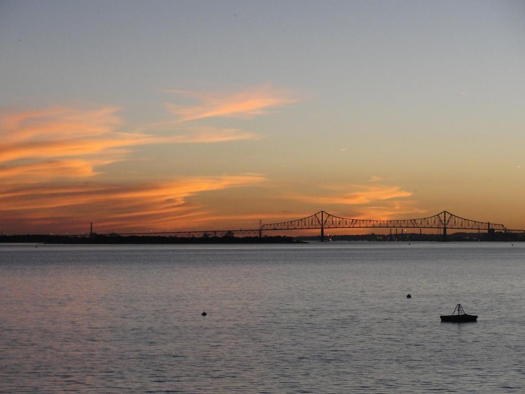 Waterfront Phl Airport 3*